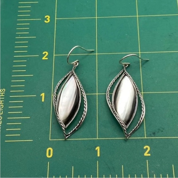 925 Silver Earrings. NWOT - Picture 7 of 8